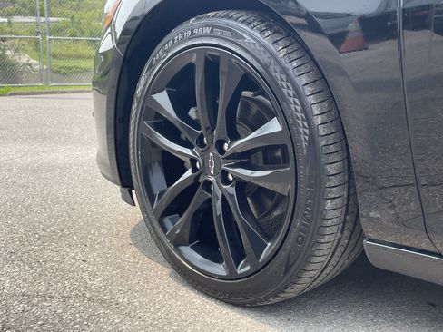 Used 2023 Chevrolet Malibu LT w/ Midnight Edition FWD image 9