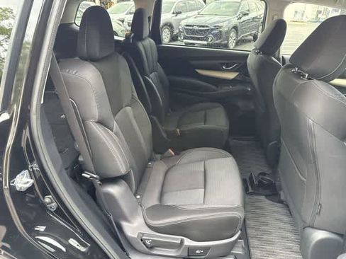 Used 2022 Subaru Ascent Premium w/ Convenience Package AWD/4WD image 18