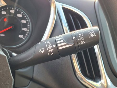 Used 2023 Chevrolet Equinox LT w/ LPO, Floor Liner Package image 17