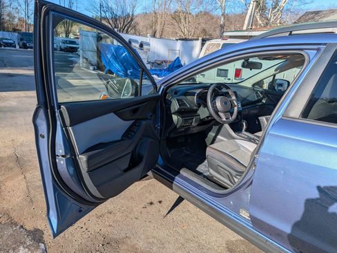 Used 2018 Subaru Crosstrek 2.0i Premium image 9