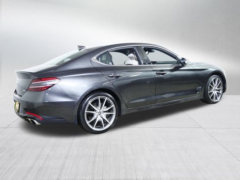 Used 2023 Genesis G70 2.0T image 7