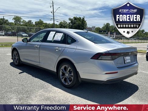 Used 2023 Honda Accord EX image 5