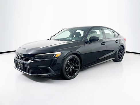 Used 2024 Honda Civic Sport image 3