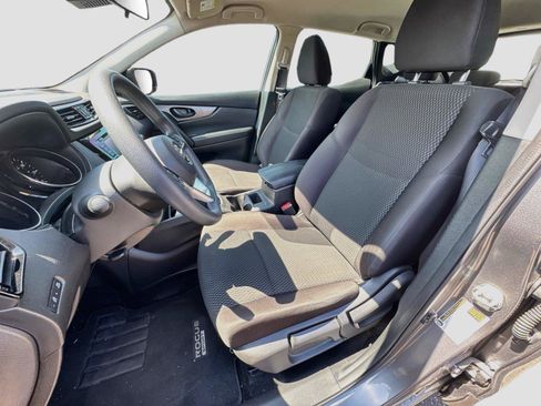 Used 2022 Nissan Rogue Sport S FWD image 10