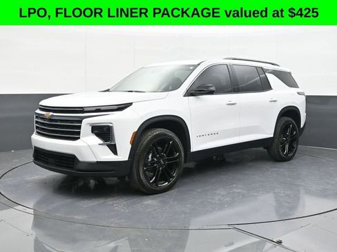 New 2026 Chevrolet Traverse LT w/ LPO, Floor Liner Package image 4