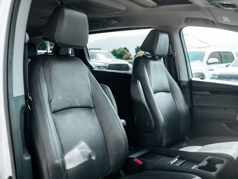 Used 2018 Honda Odyssey Elite image 59