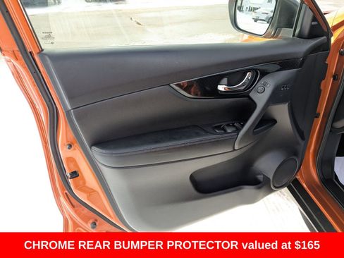 Used 2020 Nissan Rogue SL w/ Premium Package image 27