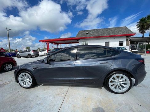 Used 2023 Tesla Model 3 Standard Range RWD image 8