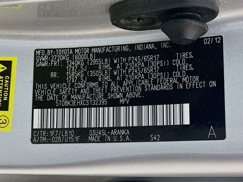 Used 2012 Toyota Highlander SE w/ Tow Pkg image 32