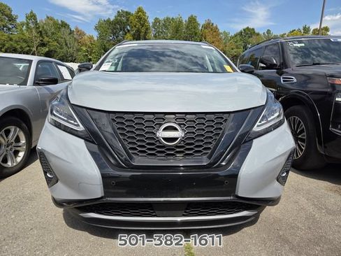 Used 2023 Nissan Murano SV w/ SV Midnight Edition Package FWD image 2