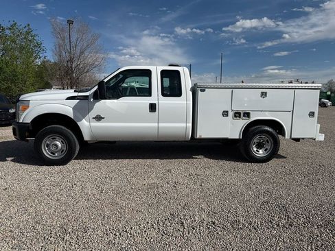 Used 2012 Ford F250 XL w/ Snow Plow Prep Pkg image 6