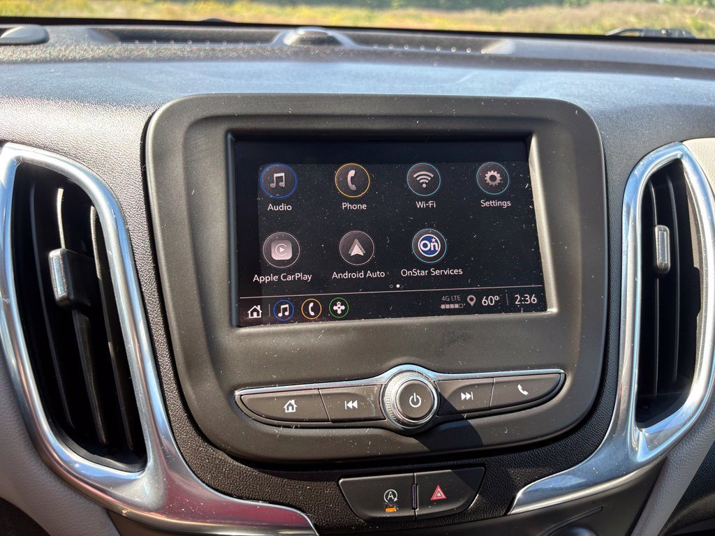 Used 2024 Chevrolet Equinox LS w/ LS Convenience Package FWD image 3