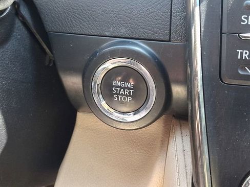 Used 2014 Toyota Camry XLE FWD image 29