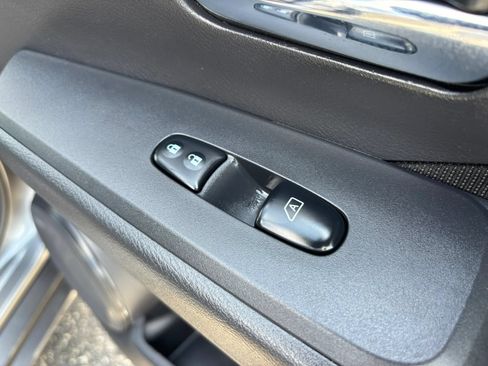 Used 2024 Nissan Kicks SV FWD image 49