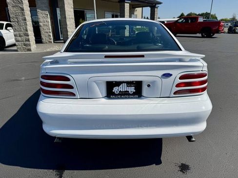 Used 1994 Ford Mustang Cobra image 6