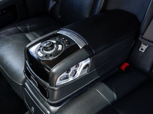 Used 2013 Rolls-Royce Ghost RWD image 27