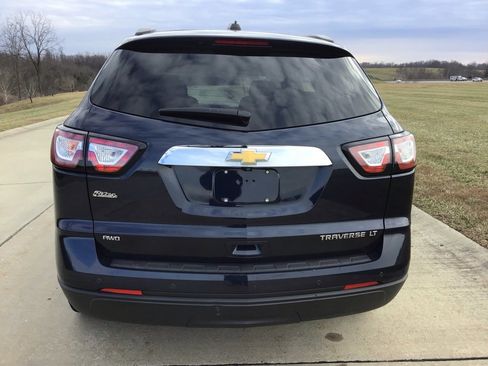 Used 2016 Chevrolet Traverse LT image 5