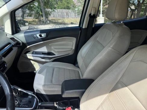 Used 2019 Ford EcoSport Titanium image 32