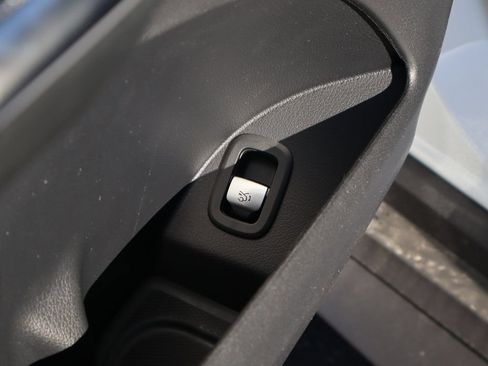 Used 2026 Mercedes-Benz GLC 300 4MATIC image 29