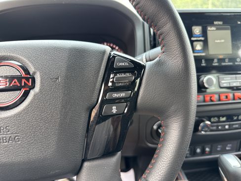 Used 2026 Nissan Frontier PRO-4X AWD/4WD image 13
