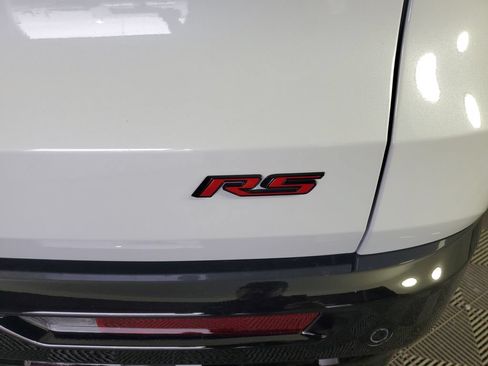New 2026 Chevrolet Traverse RS w/ LPO, Floor Liner Package FWD image 35