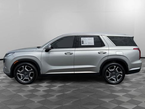 Used 2024 Hyundai Palisade Limited AWD/4WD image 2