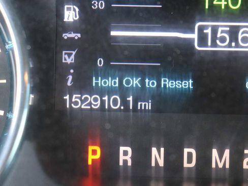 Used 2013 Ford F150 Lariat w/ Mid Equipment Group image 11