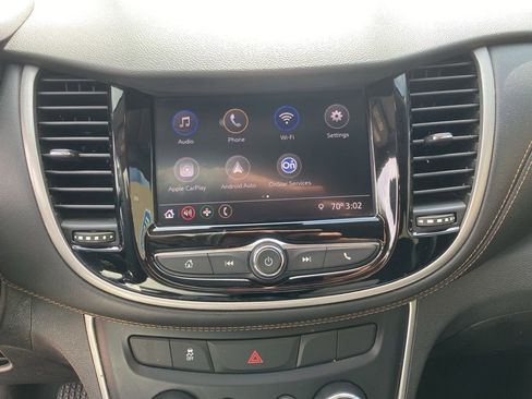 Used 2020 Chevrolet Trax LS image 31