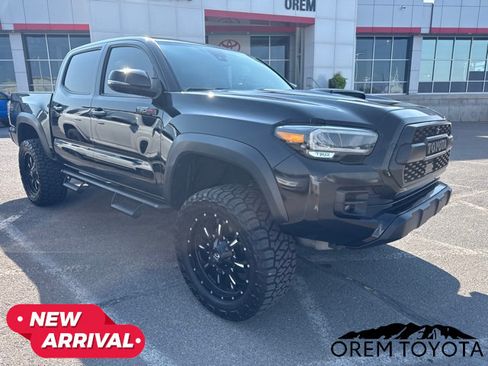 Used 2020 Toyota Tacoma TRD Pro AWD/4WD image 1