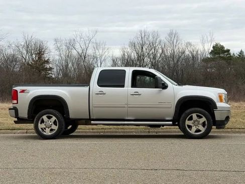 Used 2014 GMC Sierra 2500 SLE w/ HD SLE Premium Package image 38