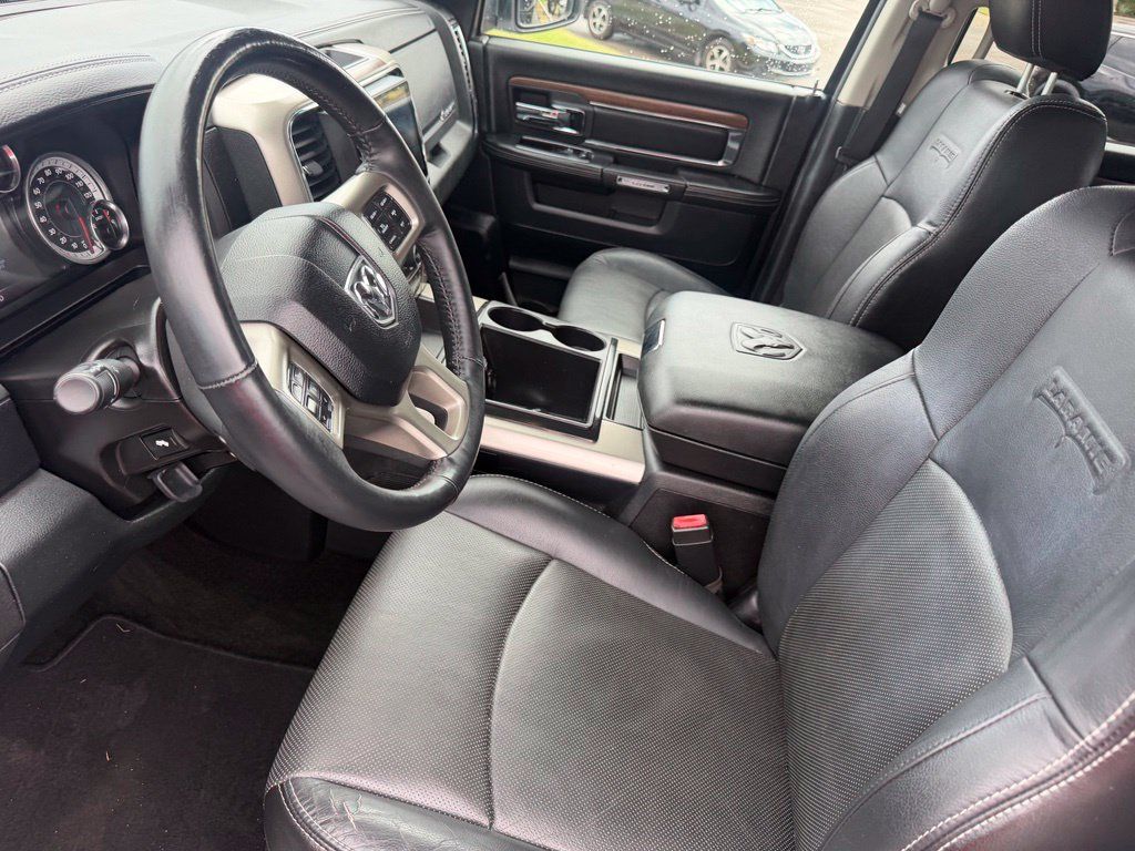 Used 2015 RAM 1500 Laramie w/ Convenience Group AWD/4WD image 28