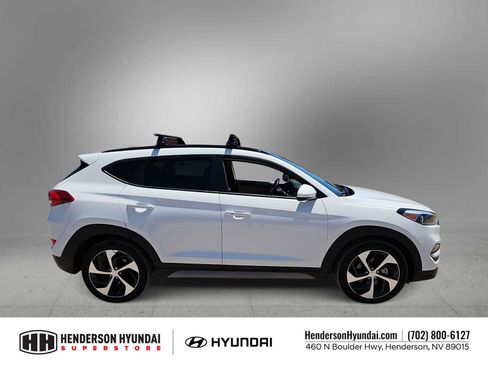Used 2018 Hyundai Tucson Value w/ Cargo Package FWD image 9