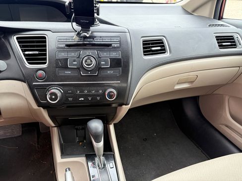 Used 2013 Honda Civic LX image 9