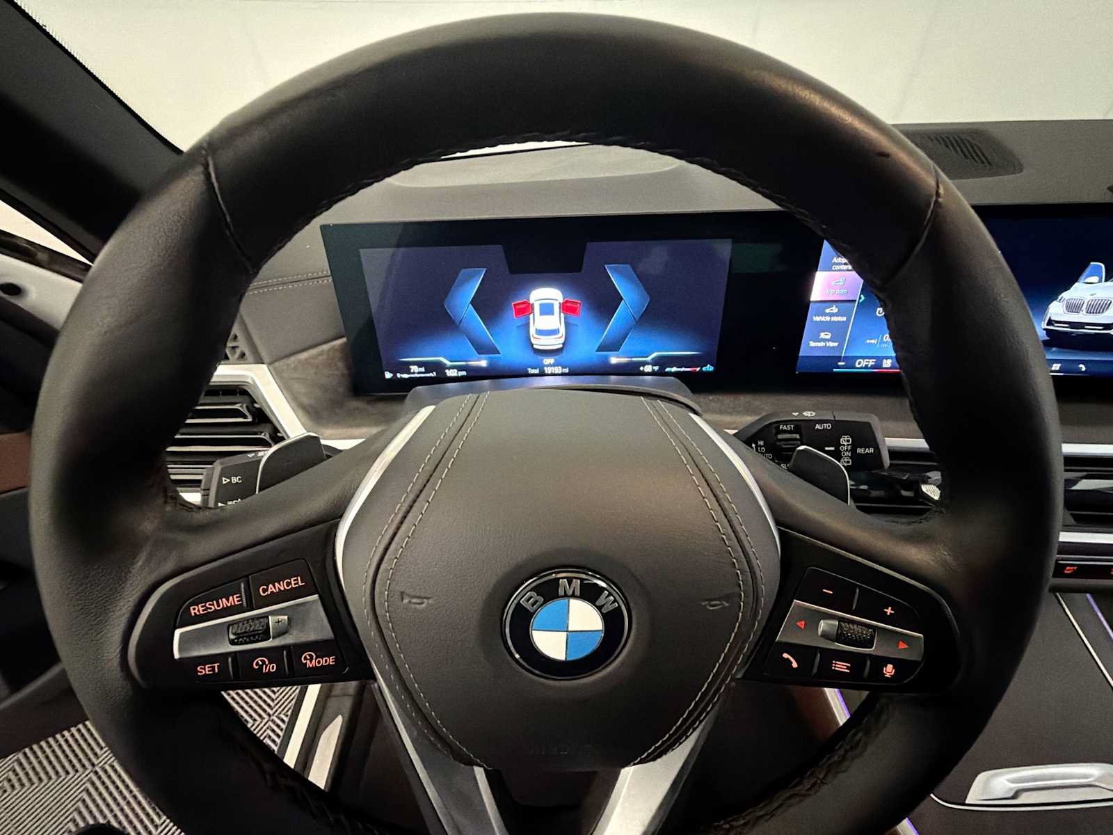 Used 2024 BMW X5 xDrive40i w/ Parking Assistance Package AWD/4WD image 13
