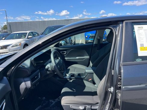 Used 2026 Kia K4 FWD image 26