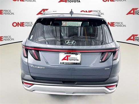 Used 2025 Hyundai Tucson Limited image 6