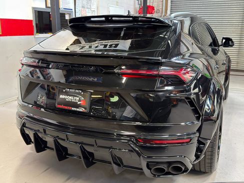 Used 2019 Lamborghini Urus AWD/4WD image 6
