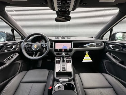 Used 2026 Porsche Macan S AWD/4WD image 6