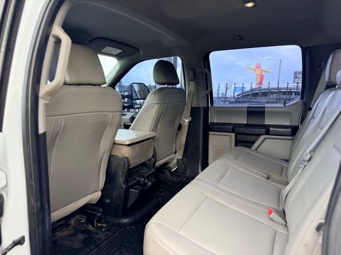 Used 2018 Ford F250 XL w/ Power Equipment Group RWD image 18