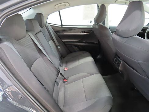Used 2025 Toyota Camry LE FWD image 32