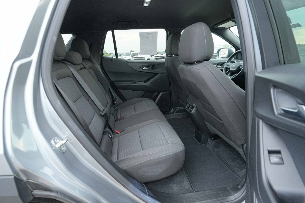Used 2026 Chevrolet Equinox LT AWD/4WD image 25