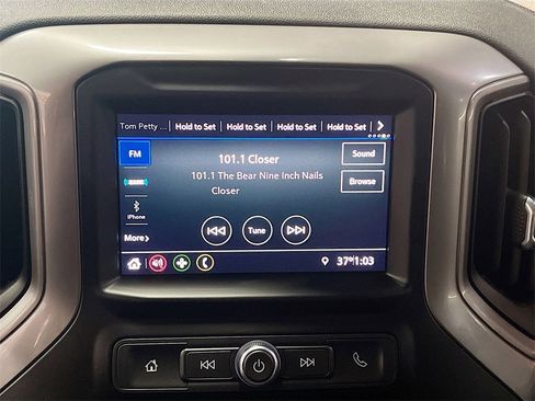 Used 2020 Chevrolet Silverado 1500 Custom Trail Boss w/ Custom Convenience Package image 15