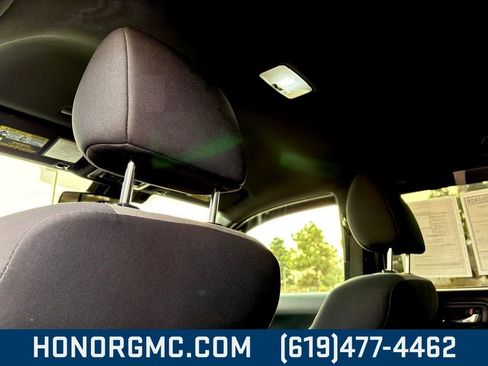 Used 2020 Toyota Tacoma TRD Off-Road image 20