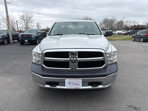 Used 2018 RAM 1500 ST w/ SXT Appearance Group AWD/4WD image 9