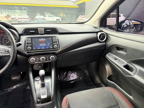 Used 2021 Nissan Versa SR image 23