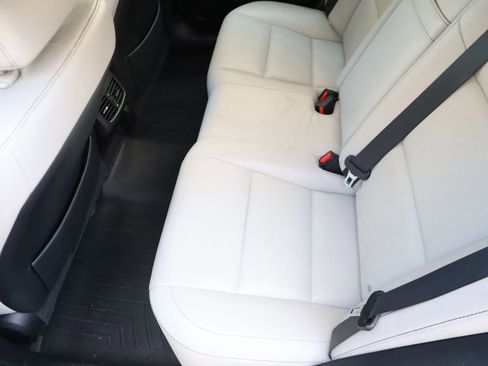 Used 2014 Lexus ES 350 image 48