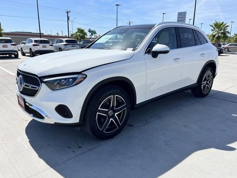 New 2026 Mercedes-Benz GLC 300 image 3
