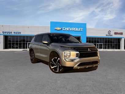 Used 2024 Mitsubishi Outlander SE