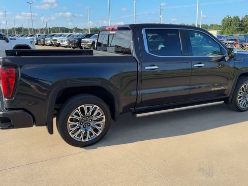 Used 2025 GMC Sierra 1500 Denali Ultimate AWD/4WD image 8