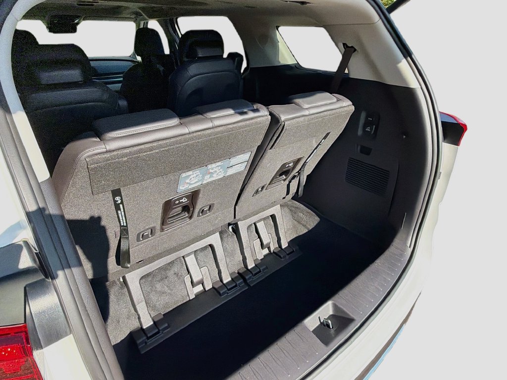 Used 2024 Kia Carnival SX Prestige FWD image 31